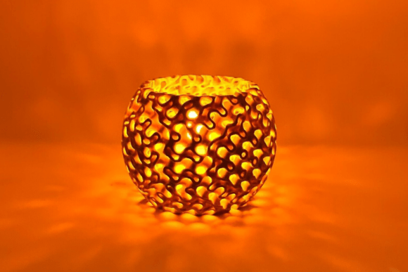 3D-Printable Gyroid Lamp and Planter