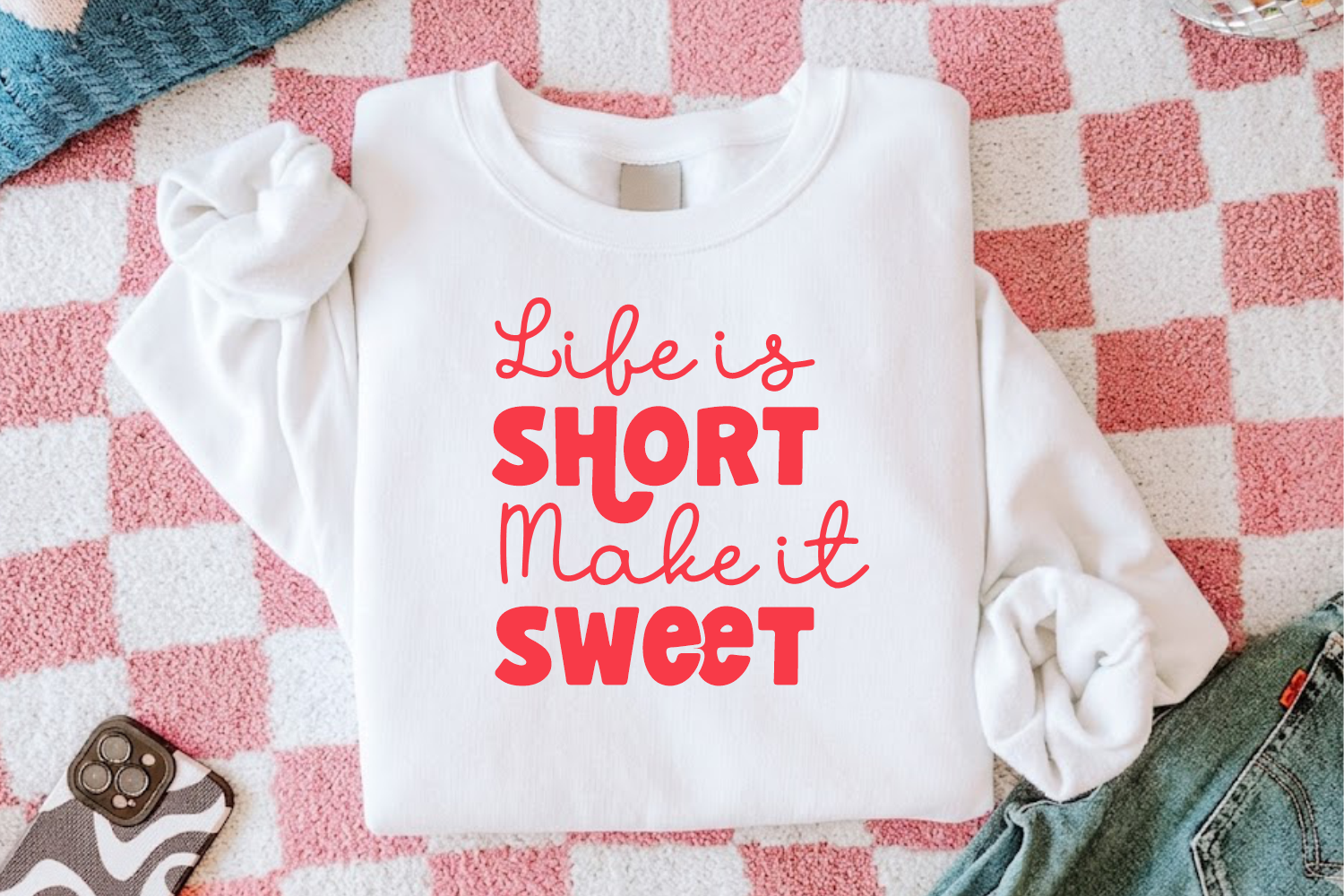 Shortcake Strawberry Font preview 2