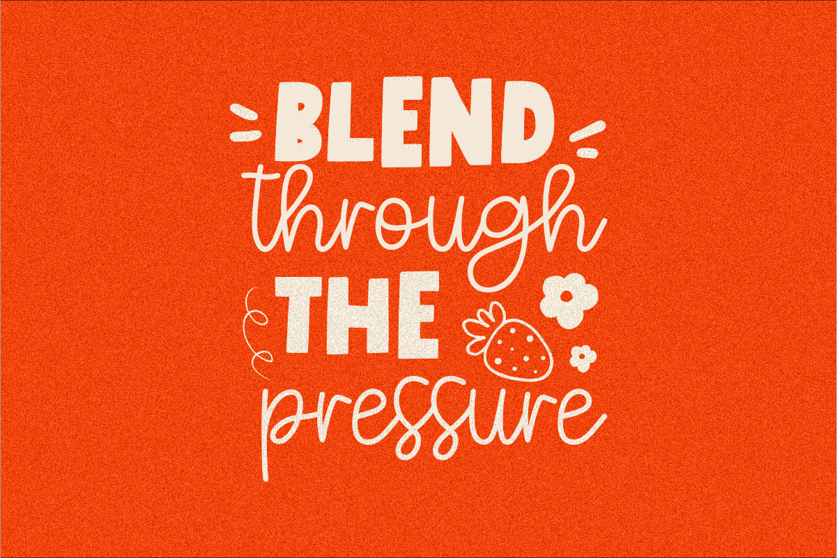 Strawberry Chesscake Font preview 2